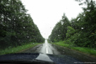 2日目のスタートは土砂降り。釧路から国道272号を北へ